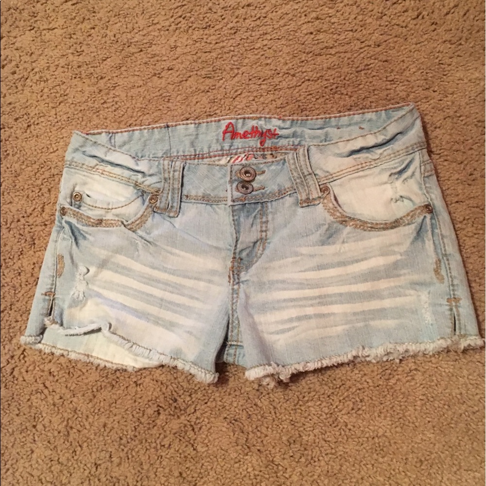 Amethyst light blue denim shorts